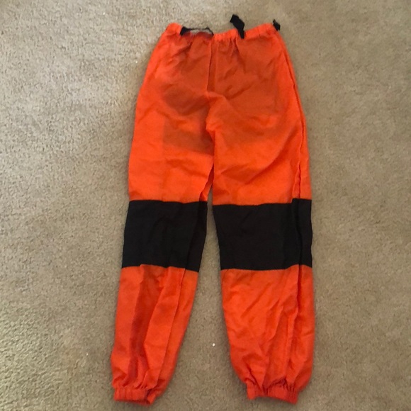 Windbreaker pants - Picture 2 of 2